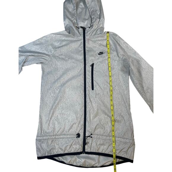 Nike White Gray Hooded Windbreaker Jacket S Zip Lightweight gorpcore athleisure - Picture 6 of 9